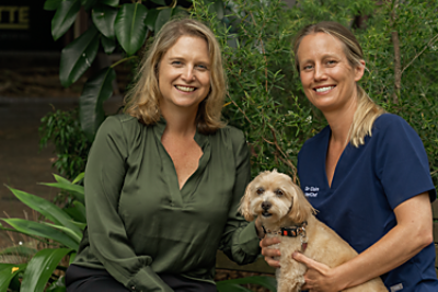 CBA GM Insurance Partnerships Vanessa Rowe with VetChat Founder and CEO, Dr Claire Jenkins and Lou Lou