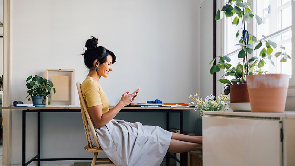 Get exclusive mobile offers from More CommBank