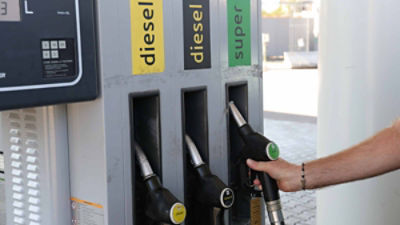 A driver fills up his tank, rising fuel costs are increasingly eating into monthly budgets during the Fuel Price Surge Filling Up Gets Pricier at ENILive station. (Photo by Emanuele Pennacchio / SOPA Images/Sipa USA)