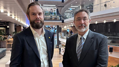 Commonwealth Bank's James Roberts and the American Bankers Association's Paul Benda. PIcture: CommBank