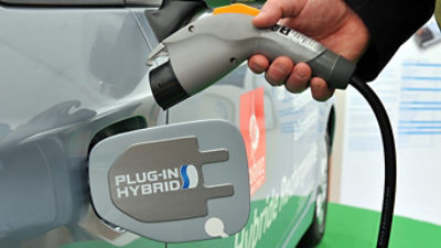 Plug-in hybrid electric vehicle