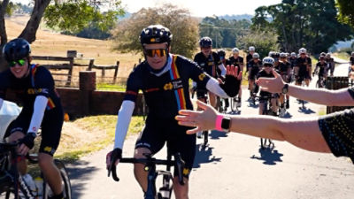 Richard Scolyer riding in the Tour de Cure. Image: CommBank Newsroom